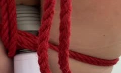 《新流劲爆✅资源》网红男女通吃SM调教御姐maya女王订阅完结篇~绳缚虐乳拘束强制高潮鞭打(13)