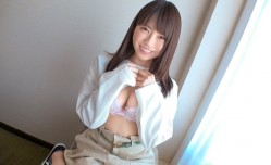 SIRO4104ネットでAV応募→AV体験撮影1193【初撮り】【激カワ18歳】【うぶ過ぎる大学1年生】恥ずかしさでカメラを凝視できないうぶな18歳の美少女。人生2人目の相手に..(乱伦).