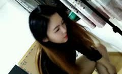 3月份最新校园贷-气质颜值妹子和男朋友闹僵了,宁可裸贷也不要男朋友给的钱