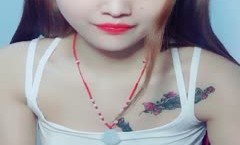 颜值很高女神主播大尺度直播秀超短裙搔首弄姿掰开小穴十分诱人不要错过