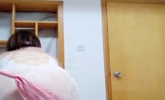 颜值不错短发妹子连体网衣项圈双腿啪啪 口口骑乘后入大声呻吟非常诱人 很是诱惑喜欢不要错过