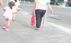 洛丽塔人前露出系列第十六部微露脸海滩透明泳衣度假无内装回酒店再阳台全裸解放天性