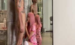 高分女孩瑶瑶--要颜值有颜值、要身段有身段、风景秀丽的旅行，旗袍打扮贼性感，无套啪啪射大屁股！