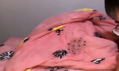 身材瘦瘦的年轻美女嫩妹和炮友双人啪啪啪大秀口口啪啪自抠身材高挑很是诱人