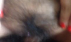 第一视角近距离拍摄鸡巴在粉穴中抽插，呻吟不断喊老公不要听，叫声可射