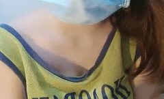 风情少妇瑶瑶老师露脸了在家一个人跳弹自慰，沙发上揉捏骚奶子玩奶头跳弹自慰粉嫩骚逼淫水好多，样子好骚