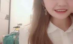 颜值网红脸女神露脸琅琊榜自慰，手上戴套拳交，大黑牛自慰