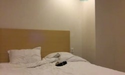 离异有钱气质富姐宾馆约会技术好又狂野像个鸭子一样的男人啪啪啪振动棒玩完肉=棒爆干喃喃淫语挑逗1080P原版