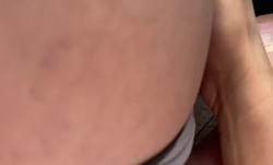 《臀控熟女控✅必备》网红人妻杀手【上海熟女猎人】私拍第二弹 定制巨乳骚母狗紫薇车震乳交(22)