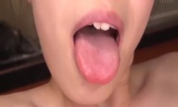 [中文字幕]MDBK-054極みの癒し＆ご奉仕身体中を舌でなめずり