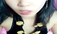 少妇的沦陷欲望的爱河，露脸少妇先玩3P后玩4P两场精彩大秀连播，黑丝情趣前后夹击各种爆草淫乱，真刺激