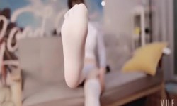 极品网红脸美女大尺度日常私拍流出和集 身材苗条美乳美穴 玉指插粉嫩无毛小穴 很是诱惑