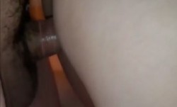 清纯萌妹捂着嘴巴被狠狠操害羞低吟真嫩