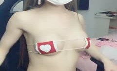 网红脸苗条身材妹子道具自慰秀 椅子上道具JJ抽插按摩器震动逼逼 很是诱惑喜欢不要错过