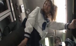 DANDY-411_A「間違えたフリして女子●通学バスに乗り込んで生でヤられた」VOL