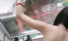 操别人老婆就是刺激 哥哥 不要 哥哥 从窗边操到床上 被怼的不要不要