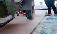 ✿户外搭讪✿  牛人大哥乡下猎艳 勾搭菜地里打药的大婶 软磨硬泡迷糊中就被500块套路肏穴 缠绵肉体席地而战