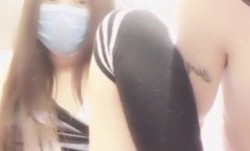 美女主播身材棒网约排骨男直播无套啪啪掰开一线嫩逼可惜男人鸡巴不是很硬