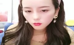 小可爱平台(原卡哇伊)颜值不错美女衣裳湿半直播大秀 身材丰满 激情自慰 十分诱人