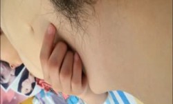 真实系列-音乐学院女神级美女在KTV唱歌时被朋友故意灌晕带回来正玩得来劲时突然说了几句话,吓坏了！