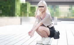 与志愿喉头强迫口交的痴女真实性交
