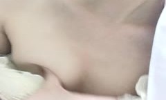 2020.2.22深夜唐山某医院值班小护士，跳蛋插自慰，锁骨性感身材好，近距离拍摄撒尿，小护士的刺激工作日常