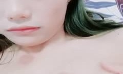 (中国美女团)不少妹子喜欢技校小帅哥轮流操零零后表姐妹的嫩嫩